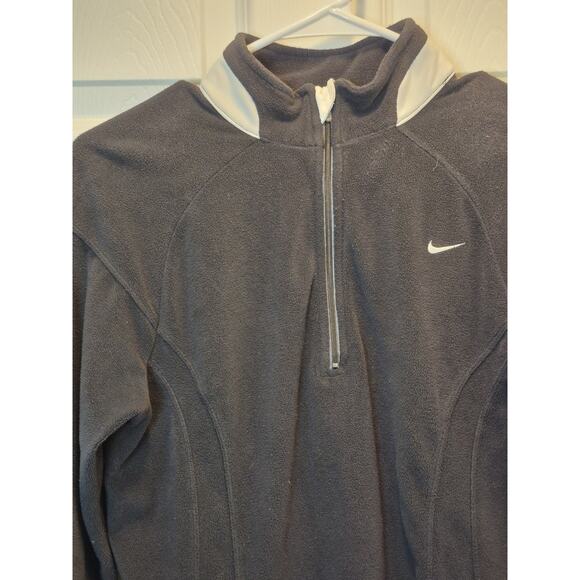 NIKE Women's Dri-Fit Element 1/2 Zip Running Pullover Black Size Medium (8-10) - Picture 2 of 12